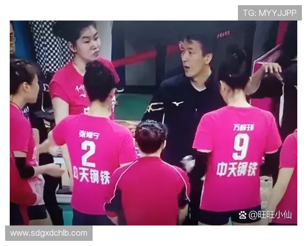 赛后分析:成都排球队与杭州排球队默契配合的关键因素与表现总结 赛后分析:成都排球队与杭州排球队默契配合的关键因素与表现总结