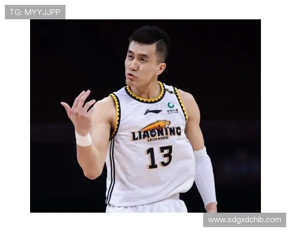 成都篮球队在总决赛积分榜上以77分稳居第一名展现强劲实力 成都篮球队在总决赛积分榜上以77分稳居第一名展现强劲实力