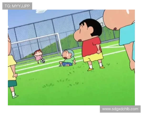 小新头像中的足球明星女生展现青春活力与运动魅力